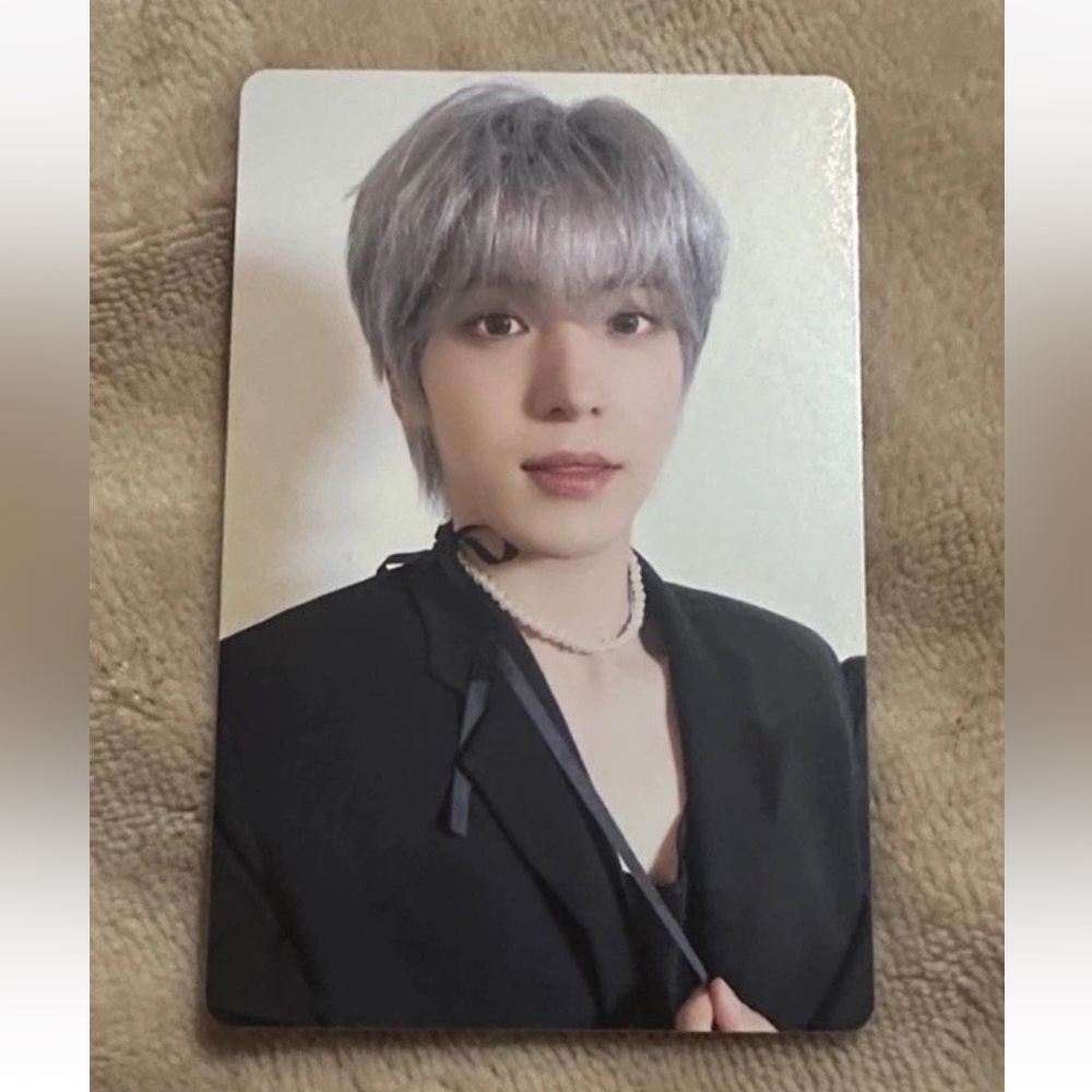 ATEEZ Golden Hour Part 2 US Exclusive Pearl Version Yunho Official Photocard